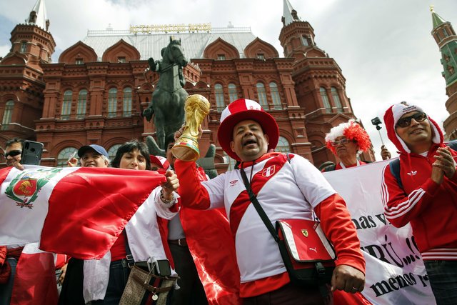 Болельщики на чемпионате мира 2018 в России. Фото AFP