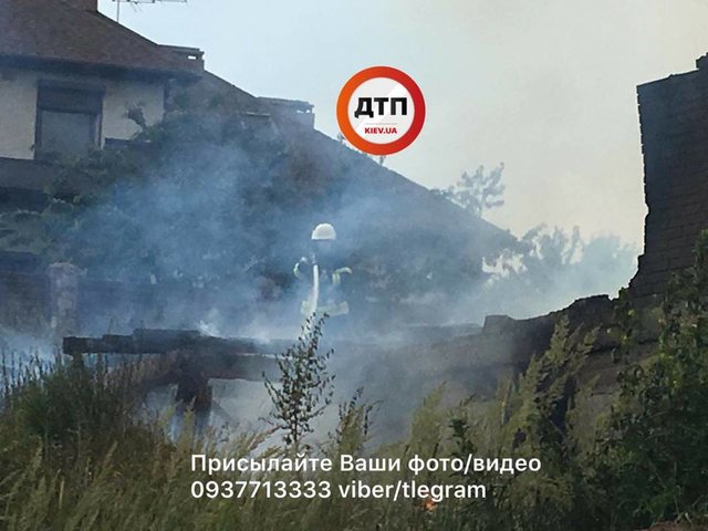 Пожар локализован. Фото: facebook.com/dtp.kiev.ua