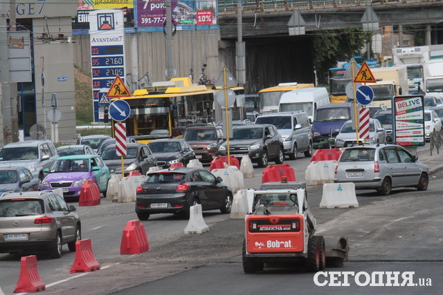 Ремонт доріг в Києві | Фото: Григорій Салай