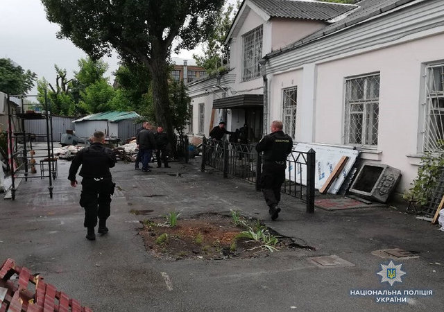 На рынке произошла стрельба. Фото: kyiv.npu.gov.ua