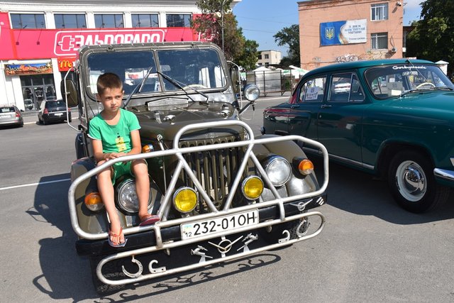 Фестиваль ретро-автомобілів в Олександрії. Фото: golosgromadu.info