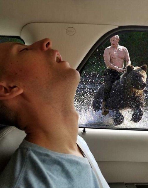 Парень заснул в машине и стал героем фотошопа | Фото: Фото: facebook/I'm telling God