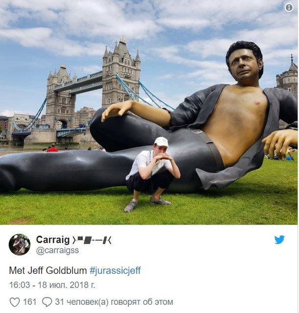  | Фото: Статуя Джеффа Голдблюма. Фото: соцсети