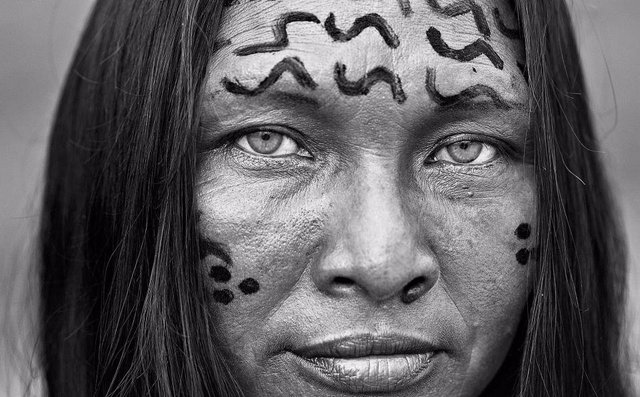 Племена в Бразилии. Фото: Рикардо Стакерт