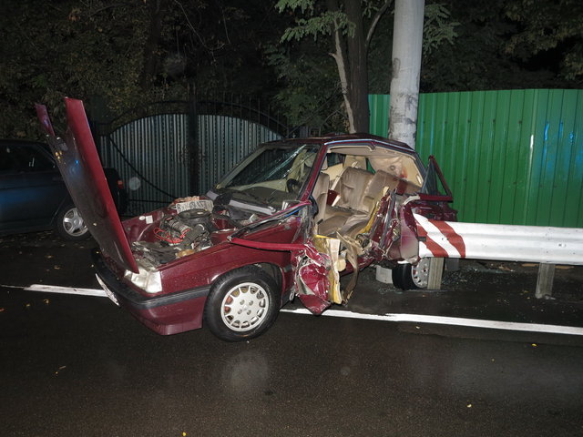 Романовка. Разбиты четыре авто, есть погибший. Фото: А. Ракитин