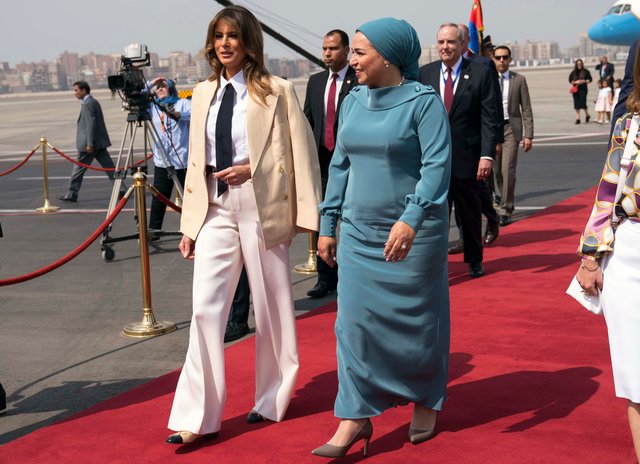 Мелания Трамп во время визита в Каир | Фото: Фото: Getty