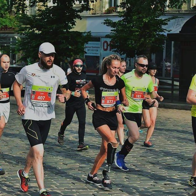Татьяна Воротилина уже семь раз покоряла дистанцию в 21 километр. Фото: instagram.com/geyzerkrik
