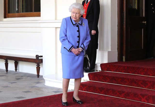 Єлизавета II прощається з королем і королевою Нідерландів | Фото: Фото: AFP