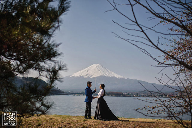 Показаны самые лучшие свадебные фото 2018 года. Фото: fearlessphotographers