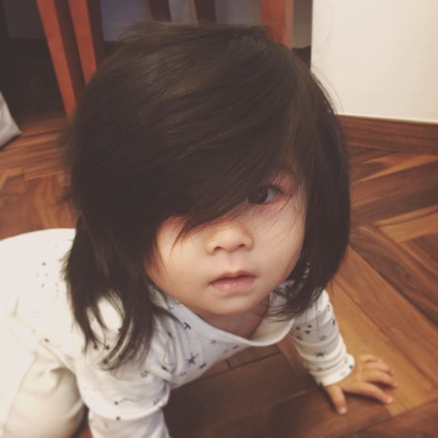 Дівчинка прославилася через аномальне волосся. Фото: instagram.com/babychanco