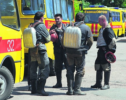 Частые гости. Спасатели приезжают на Скочинского не впервые. Фото: А. Дудуш