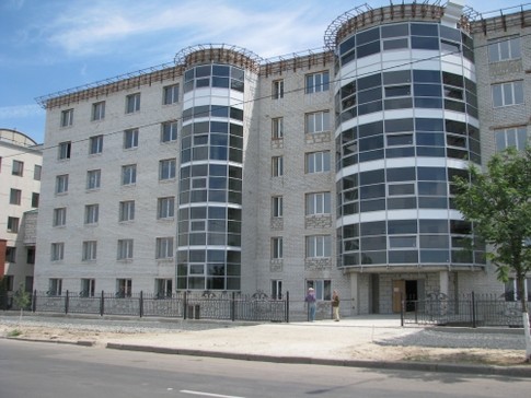 Общежитие Национальной юракадемии имени Ярослава мудрого, фото Л.Полишко