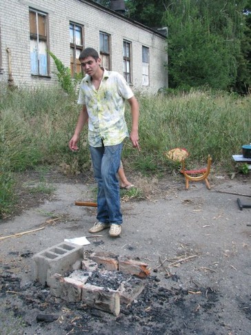 В Харькове военные живут в потемках, фото Л.Полишко