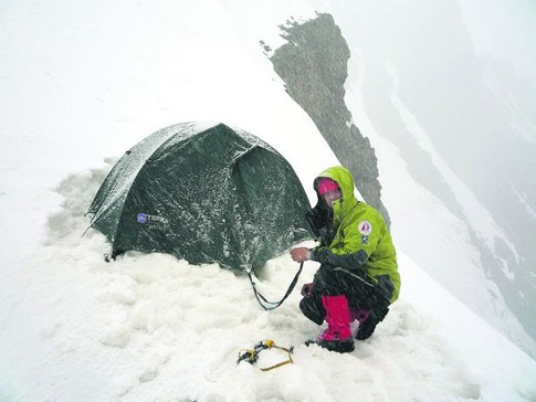Привал. По дороге к вершине трижды пришлось ночевать в палатке. Фото С. Ковалева
