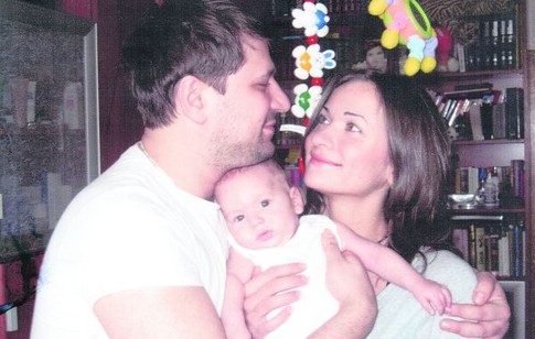 Настоящая семья. С женой Ольгой и сыном Сашенькой