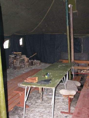 Харьковчан греют в палатках, фото Ю. Тесленко
