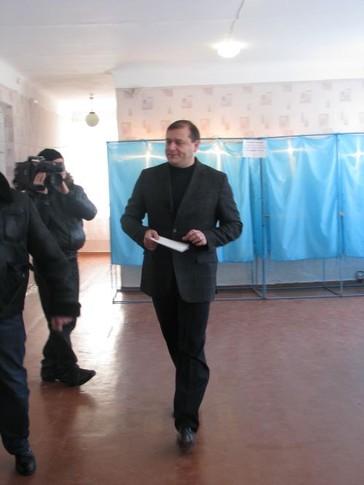 Выборы-2010, фото Ю. Тесленко