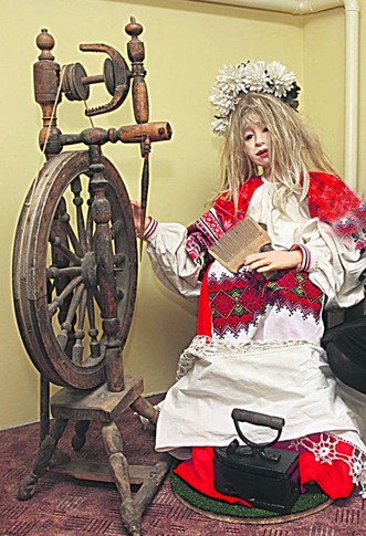 Музей. Нестерова собирает инструменты для народных ремесел и предметы быта. Фото: А. Дудуш