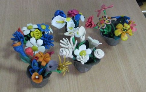 Пластилиновые цветы для мультфильма, фото Л. Полишко