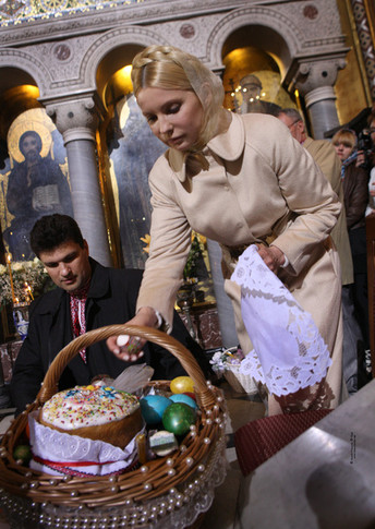 Тимошенко посетила четыре церкви, фото пресс-службы политика