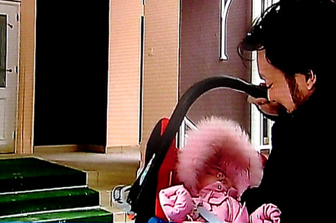 Филипп Киркоров показал трехмесячную дочь. Фото Первого канала