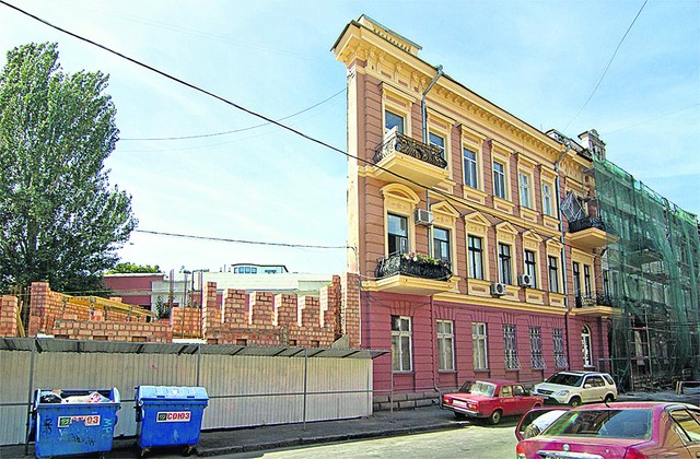 Плоский дом (Ведьмин Дом) в Одессе
