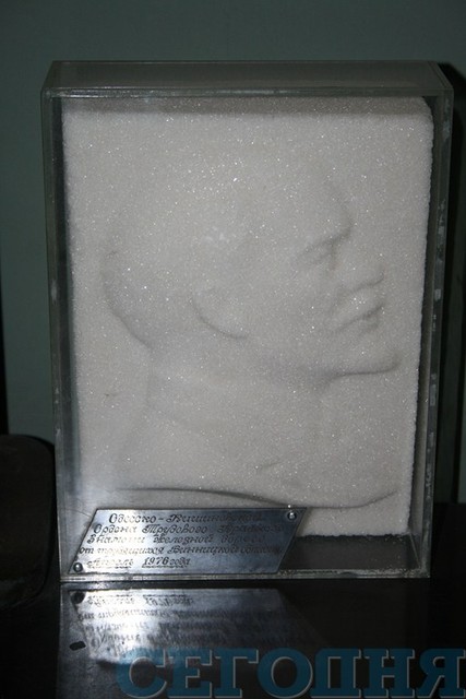Сладкий Ленин. Подарили музею еще в 1980-х. Сделан из сахара. Фото: С. Жукова
