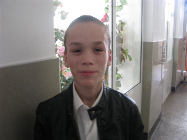 Влад Салащенко, 13 лет. Хочет, чтобы его усыновили и чтобы  у него была мама