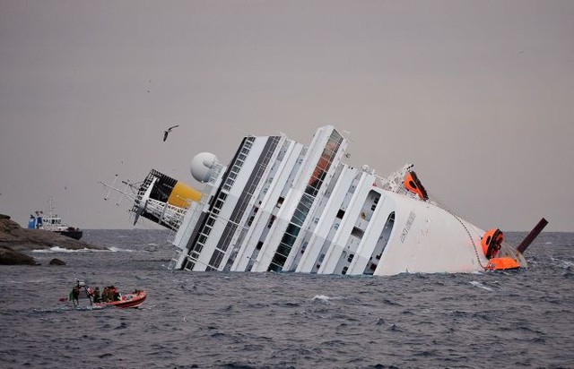 Крушение круизного лайнера Costa Concordia 