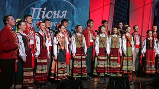 МУЗЫКА. Украинский песенный марафон попал в Книгу рекордов Гиннесса. Телешоу продолжалось 55 часов без перерыва (110 часов — с полной трансляцией в интернете), участников было 2012. 