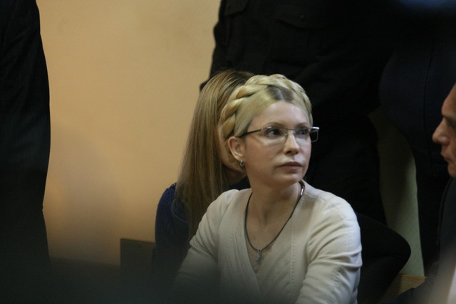 Поражение года: Юлия Тимошенко.<br />
Она поставила все на победу оппозиции на парламентских выборах: пошла на объединение с 