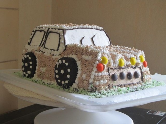 Торт-авто.  Еще одна креативная сладость