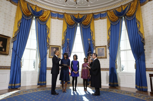 Обама официально вступил в должность президента США во второй раз, фото AFP