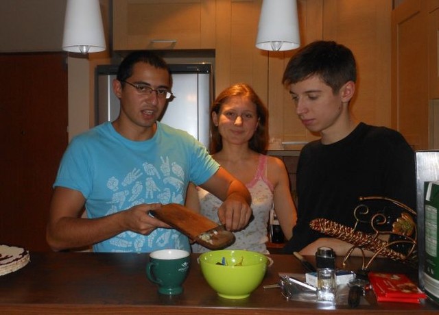 На праздник польские студенты готовят журек и деруны