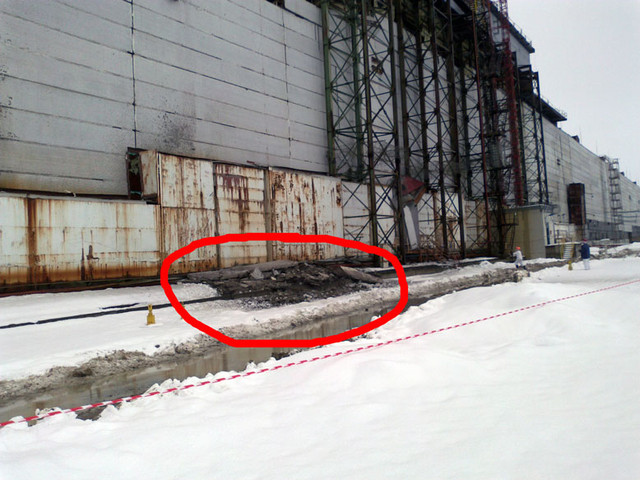 Место обрушения кровли в машинном зале на ЧАЭС. Фото chnpp.gov.ua