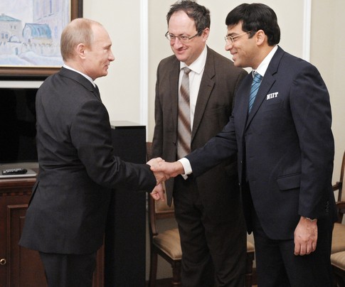 Ананд и Гельфанд на встрече с президентом России Владимиром Путиным. Фото AFP