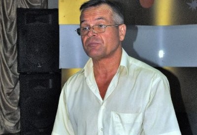 Мэр Малого Маяка Леонид Малык покончил жизнь самоубийством, выбросившись из окна туалета на третьем этаже больницы в Симферополе