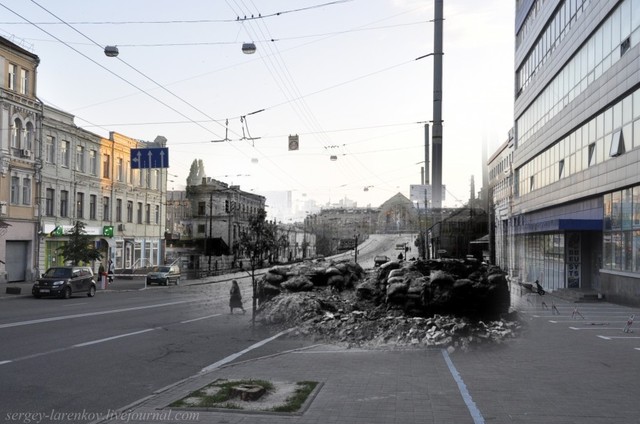 Киев 1941/2012 Баррикада на ул. Коминтерна (ныне Симона Петлюры)