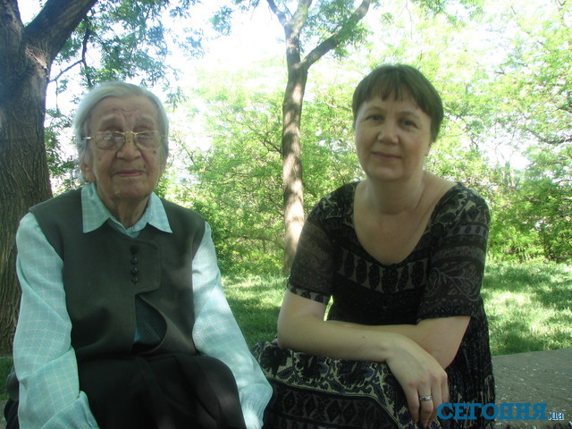 Тамара Егорова больше 70 лет не расстается с кистями и красками 