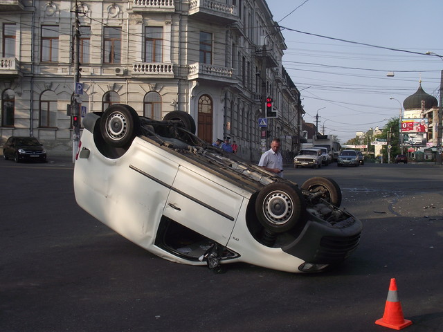 В симферополе взорвался автомобиль