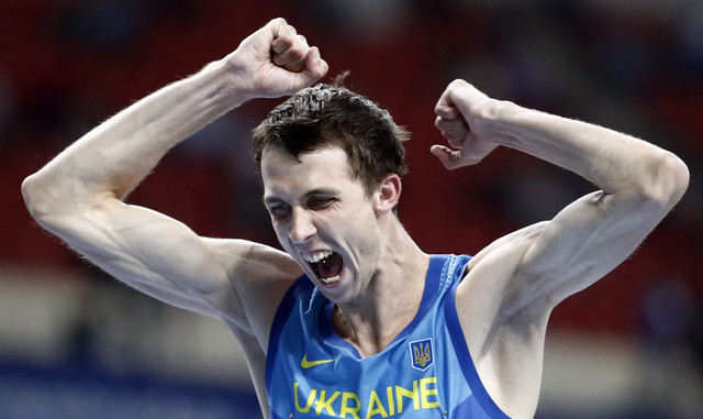 Богдан Бондаренко показал результат 2,41 метра. Фото AFP