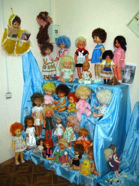 Эпоха. Советские куклы всегда выглядели по-доброму. Фото из коллекции Л. Теплинской