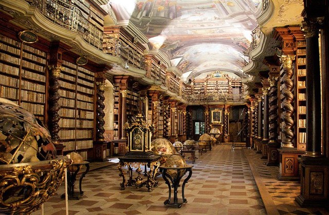 Национальная библиотека Клементинум в Праге, Чехия