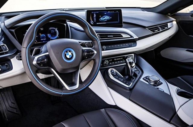2015 BMW i8: серийный дебют. Фото: avtomaniya.com