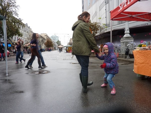 Киевляне временно получили пешеходную зону. Фото: Ассоциация велосипедистов Киева