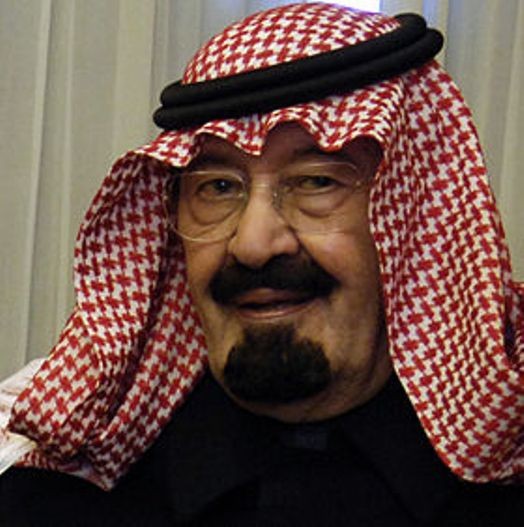 1. Абдалла́ ибн Абдель Азиз Аль Сауд <br />
Абдалла́ ибн Абдель Азиз Аль Сауд – король Саудовской Аравии и хранитель двух святынь (с 2005). Король Абдалла был женат на тринадцати женах и приходится отцом, по крайней мере, тридцати пяти детей. Он владелец 20%-х всех запасов нефти во всей стране. Его совокупный собственный капитал – 21 миллиард долларов на 2013 год.