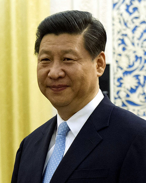 Си Цзиньпин<br />
Си Цзиньпин — китайский государственный и политический деятель, Председатель Китайской Народной Республики с 14 марта 2013 года, Генеральный секретарь ЦК Коммунистической партии Китая. Си Цзиньпин проводит кампанию против коррупции, уделяет большое внимание экономике, и держит курс на воплощение 