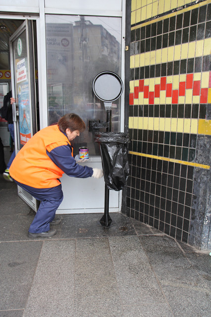 Как в метро делают уборку. Фото: пресс-служба Киевского метрополитена