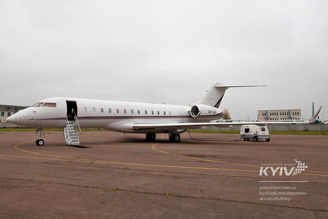 Самолет бизнесс-класа оборудован по последему слову техники. Фото: Аэропорт "Киев"