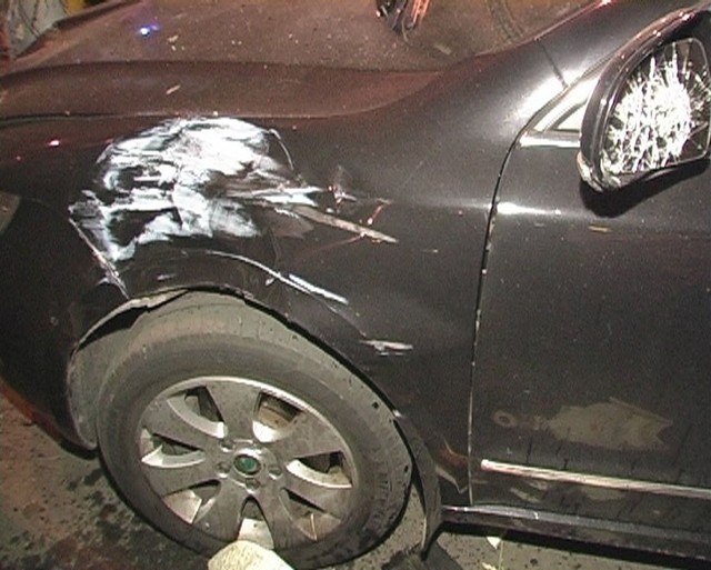 В центре Киева в аварии пострадали четыре иномарки. Фото: Магнолия-ТВ